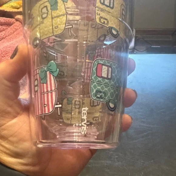 Tervis Tumbler with Pink Lid and Camper Design - Picture 6 of 7